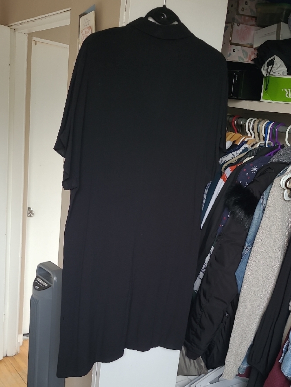 Wilfred Black Button-Up Shirt Dress Large Short Sleeve Flowy - Picture 11 of 11